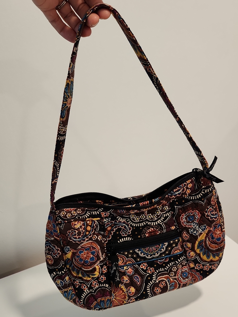 Vera Bradley Kensington 100% Cotton Quilted Shoulder Bag - Picture 4 of 7